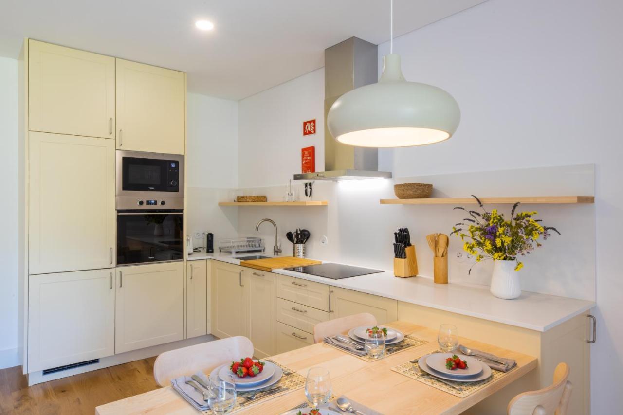 Linden Tree House A And B Apartment Caldelas Exterior foto